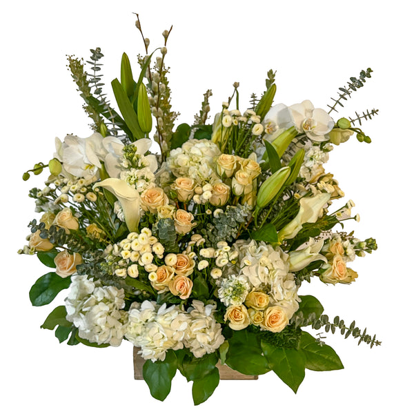 Merletto Antico Flower Arrangement